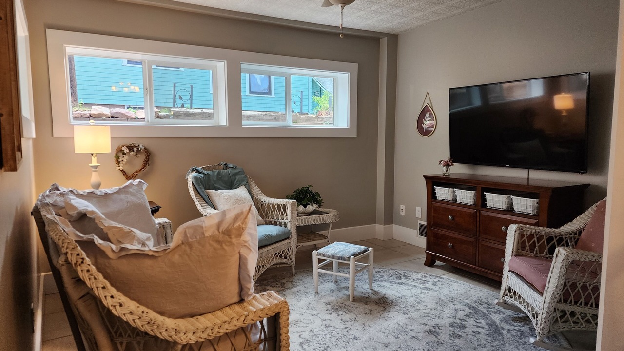 Photo of Livingroom in Manitou Springs