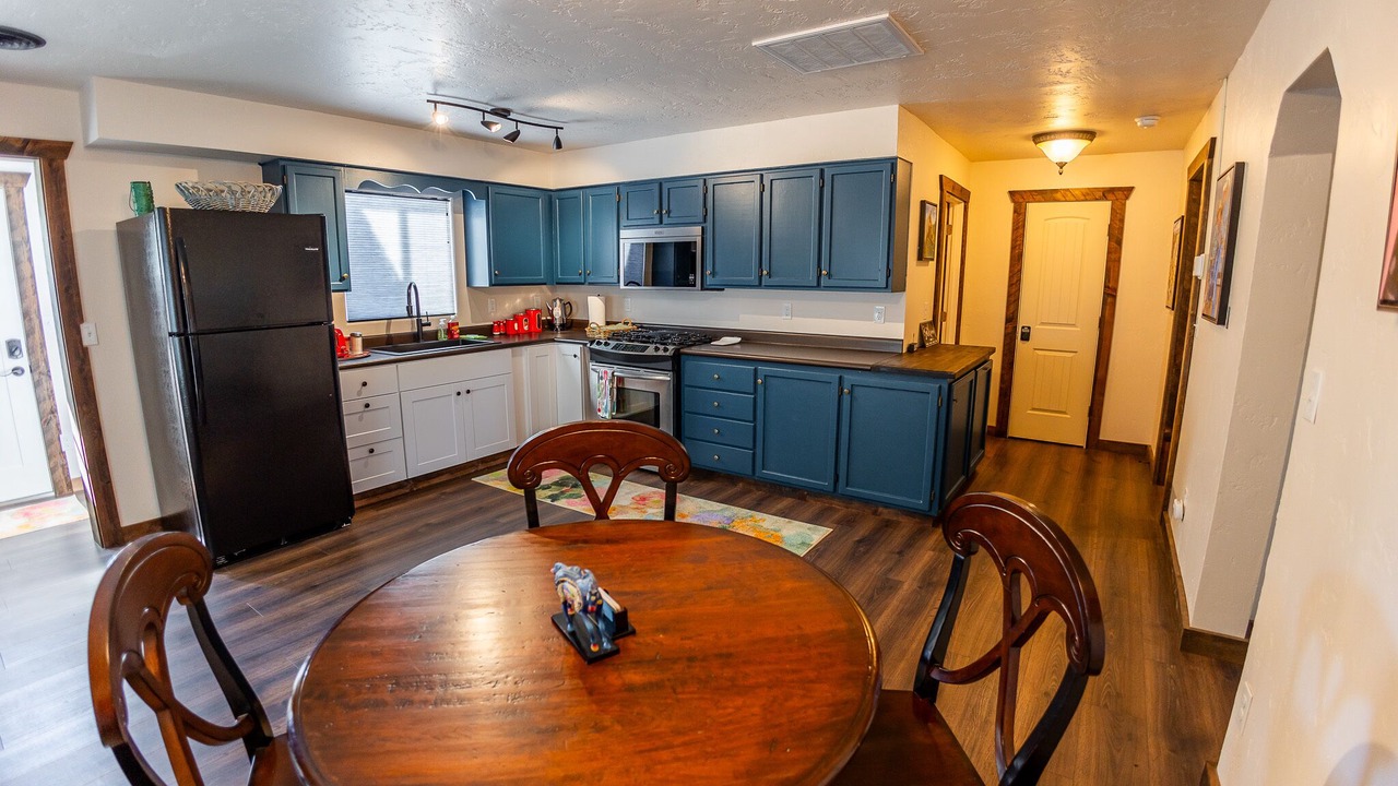 Photo of Kitchen in Lazear