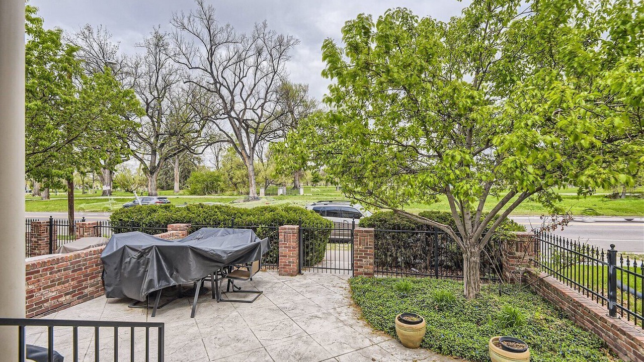 Photo of Patio Balcony in Washington Park West