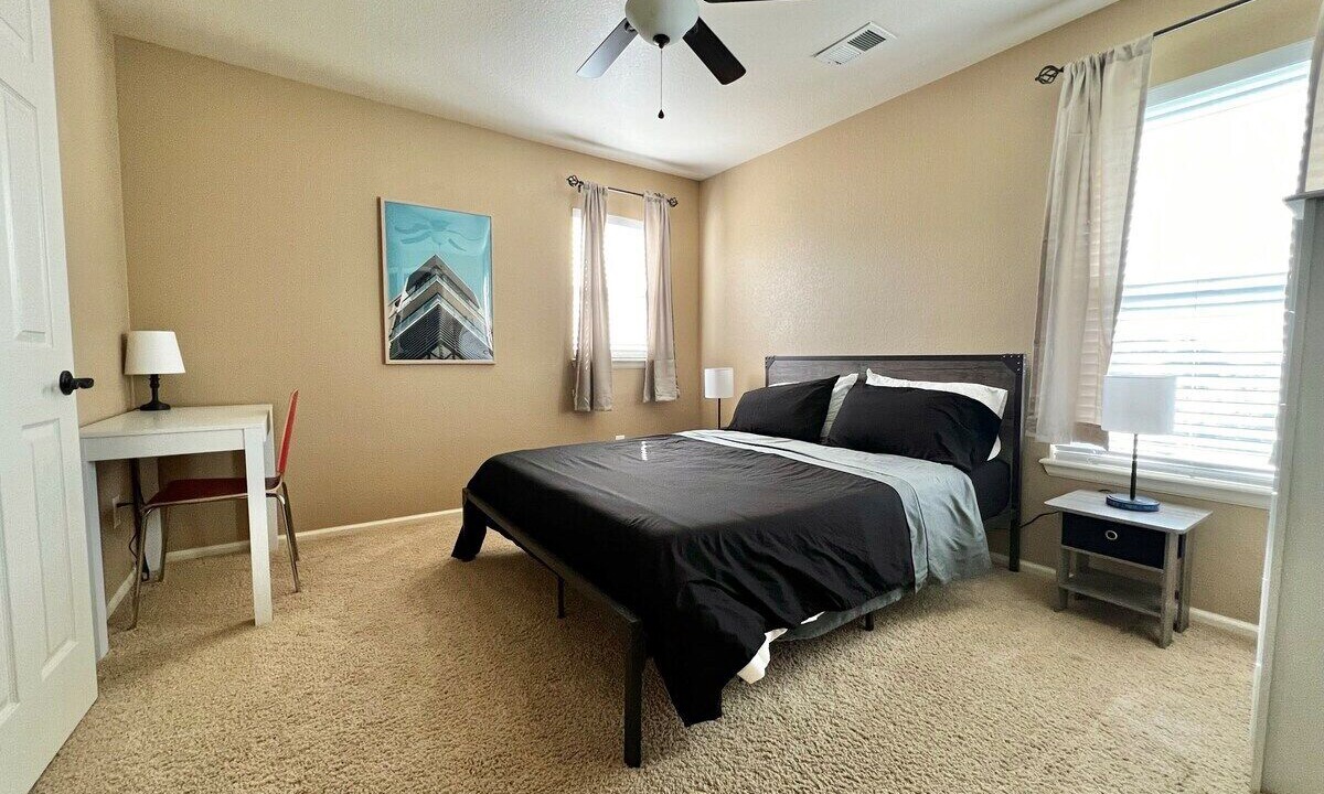Photo of Bedroom in Castle Rock