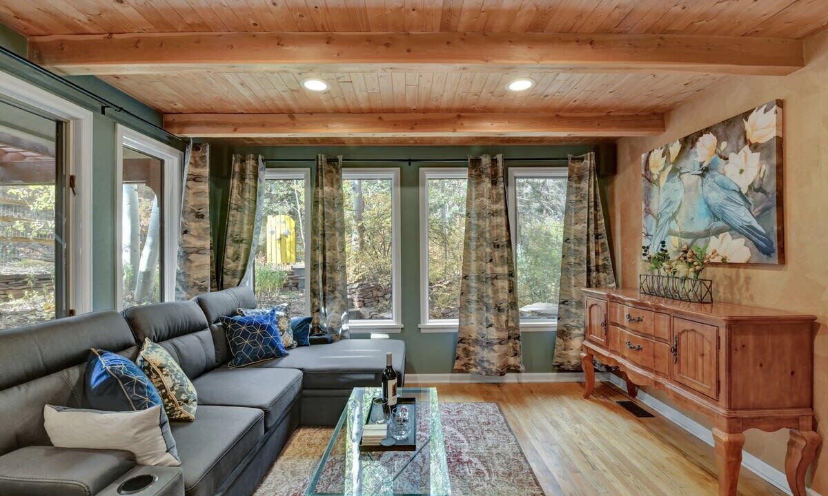 Photo of Bedroom in Cascade-Chipita Park