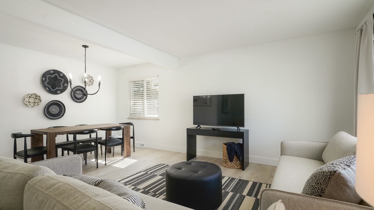 Photo of Livingroom in Allendale Area