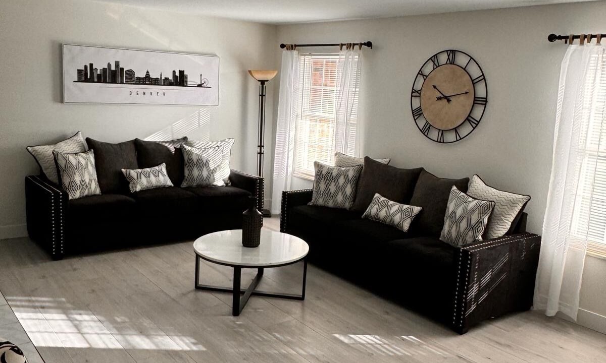 Photo of Livingroom in Greenwood Village