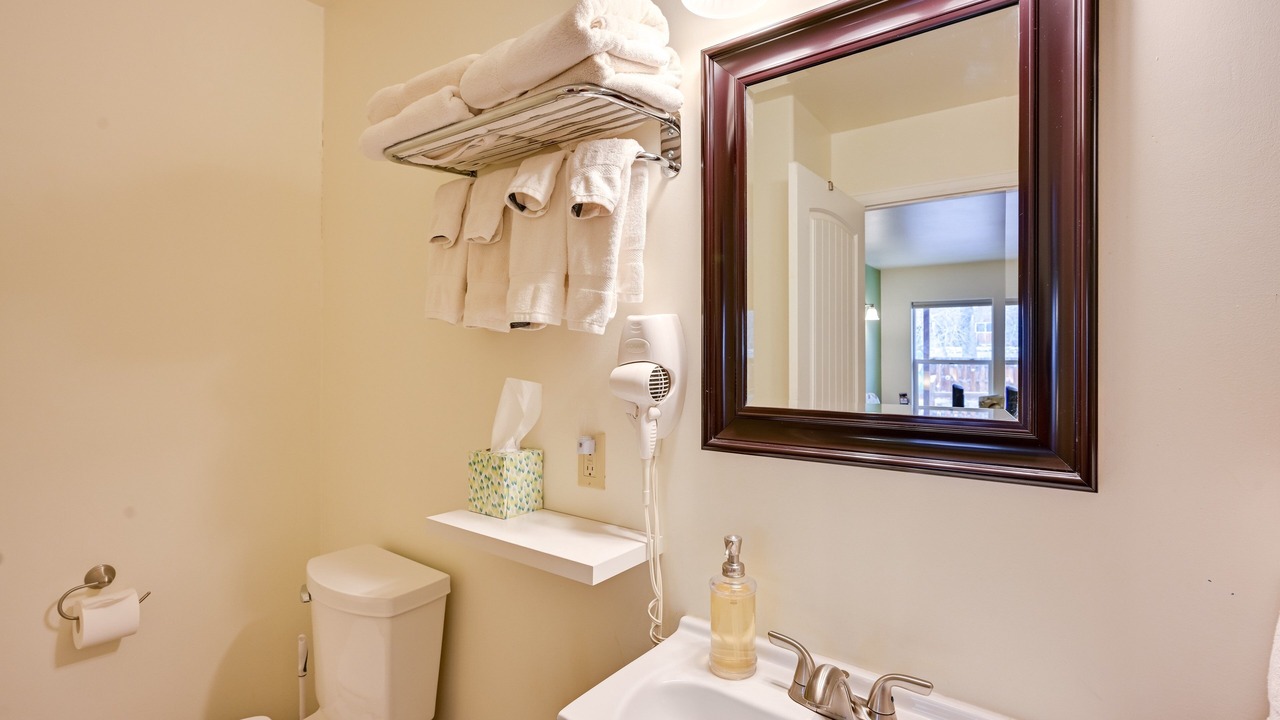 Photo of Bathroom in Crestone