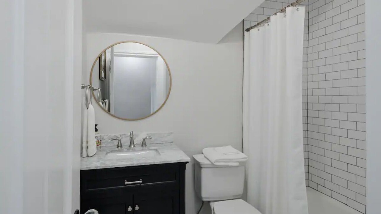 Photo of Bathroom in Five Points