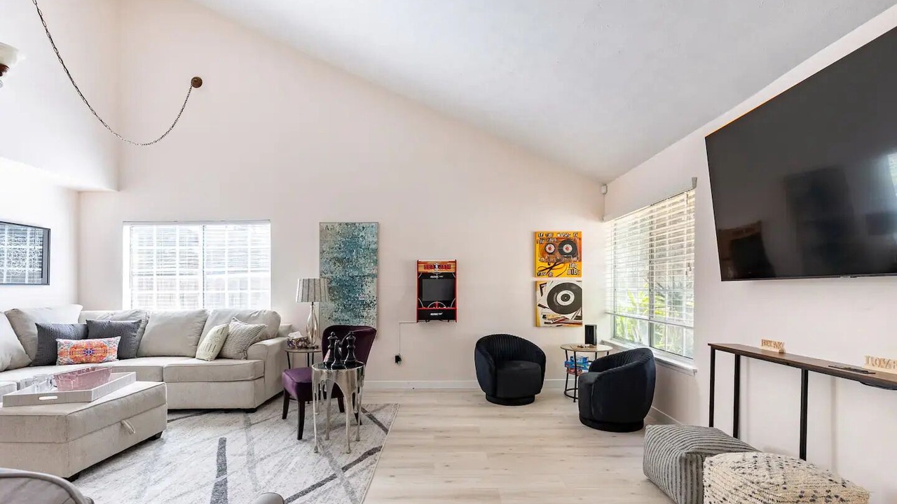Photo of Livingroom in Rancho Bernardo