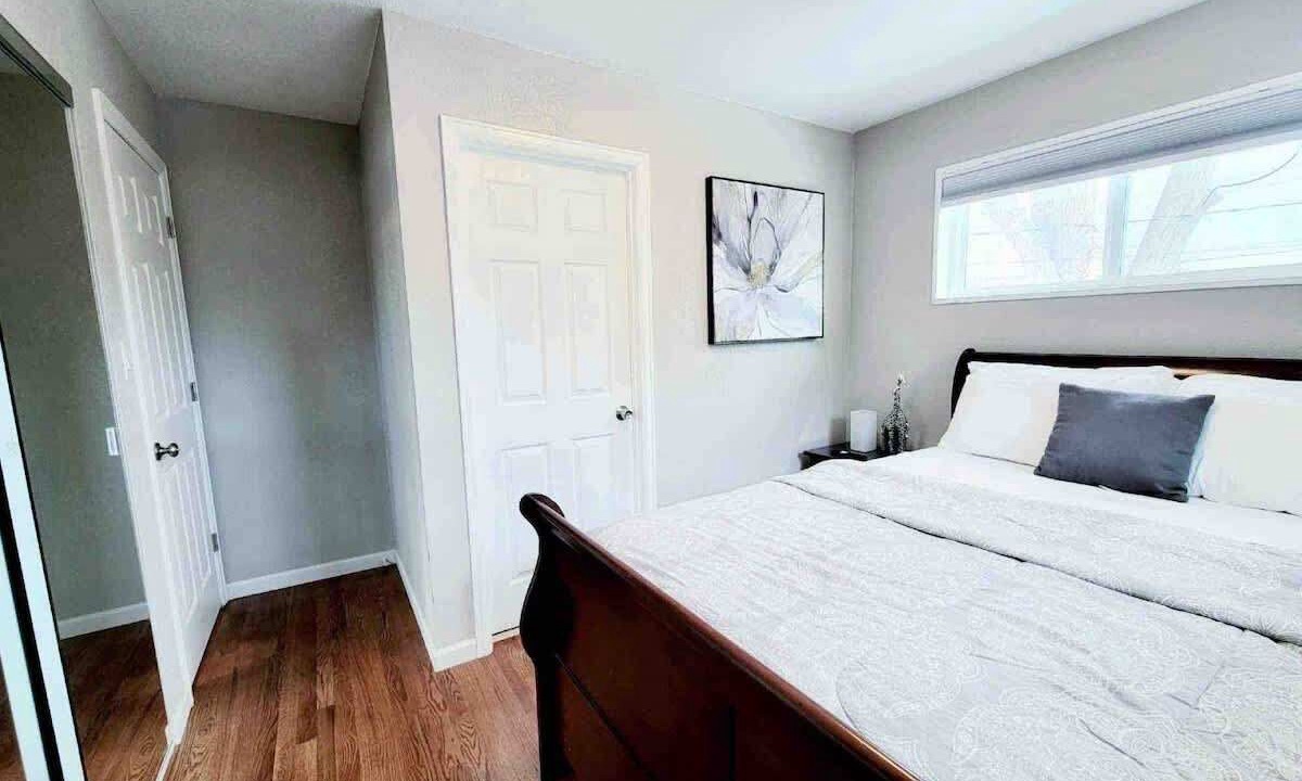 Photo of Bedroom in Dupont