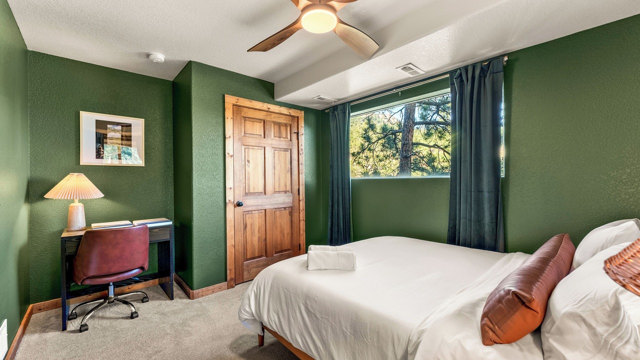Photo of Bedroom in Bailey
