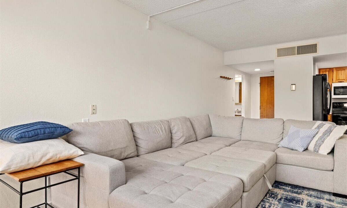 Photo of Livingroom in Copper Mountain Village
