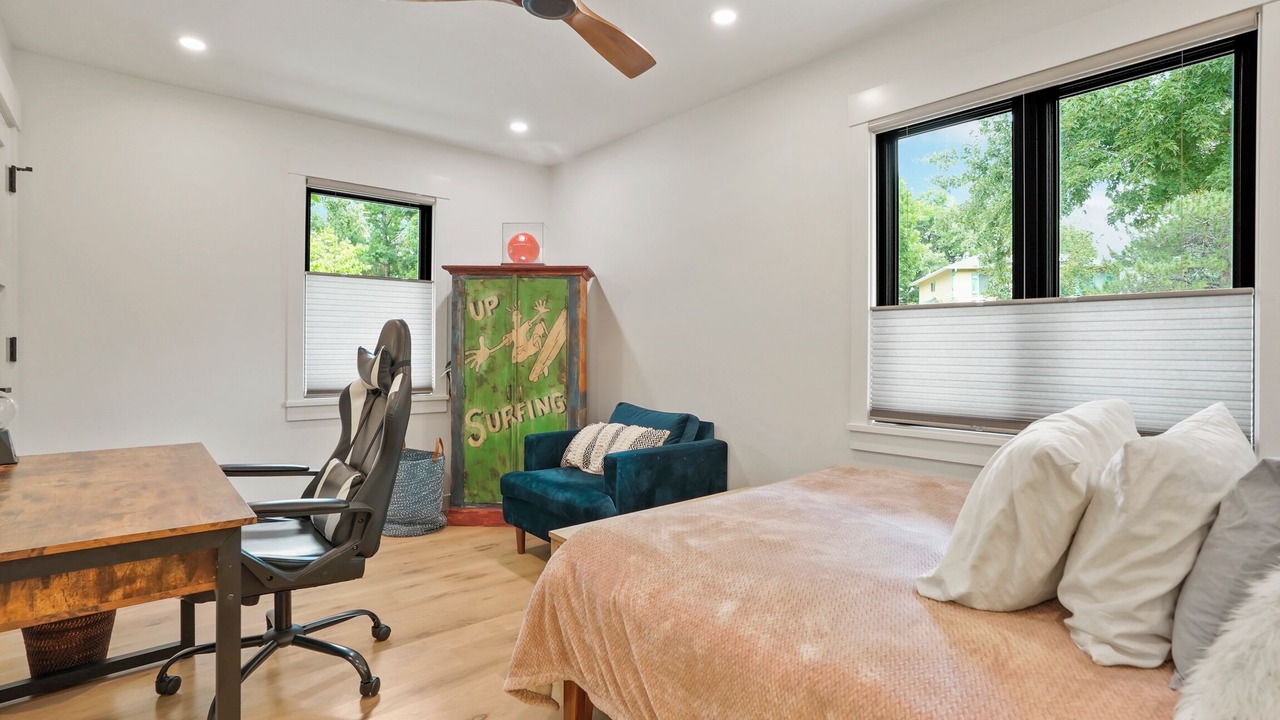 Photo of Bedroom in Old North Boulder