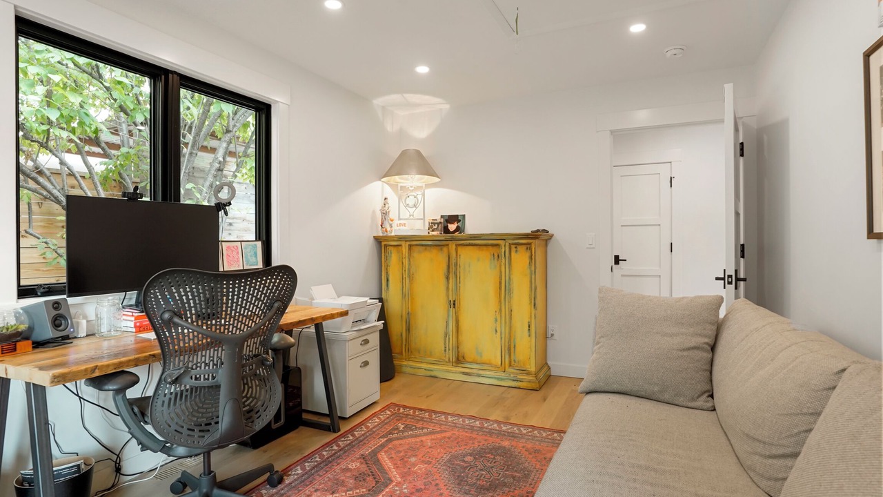 Photo of Livingroom in Old North Boulder