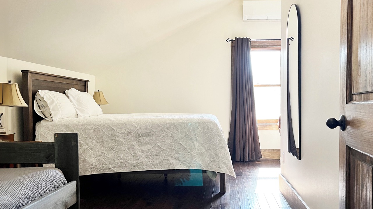 Photo of Bedroom in Highland