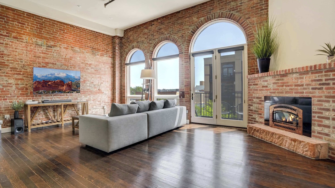 Photo of Livingroom in Downtown Colorado Springs