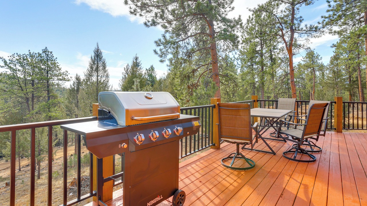 Photo of Outdoor in Pine