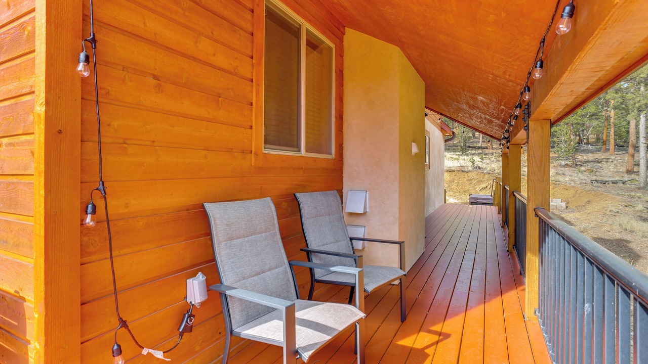 Photo of Patio Balcony in Pine