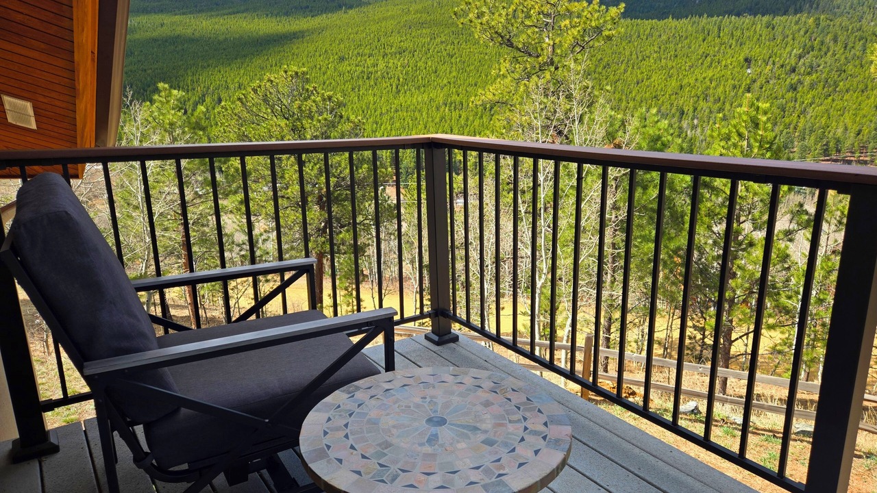Photo of Outdoor in Golden