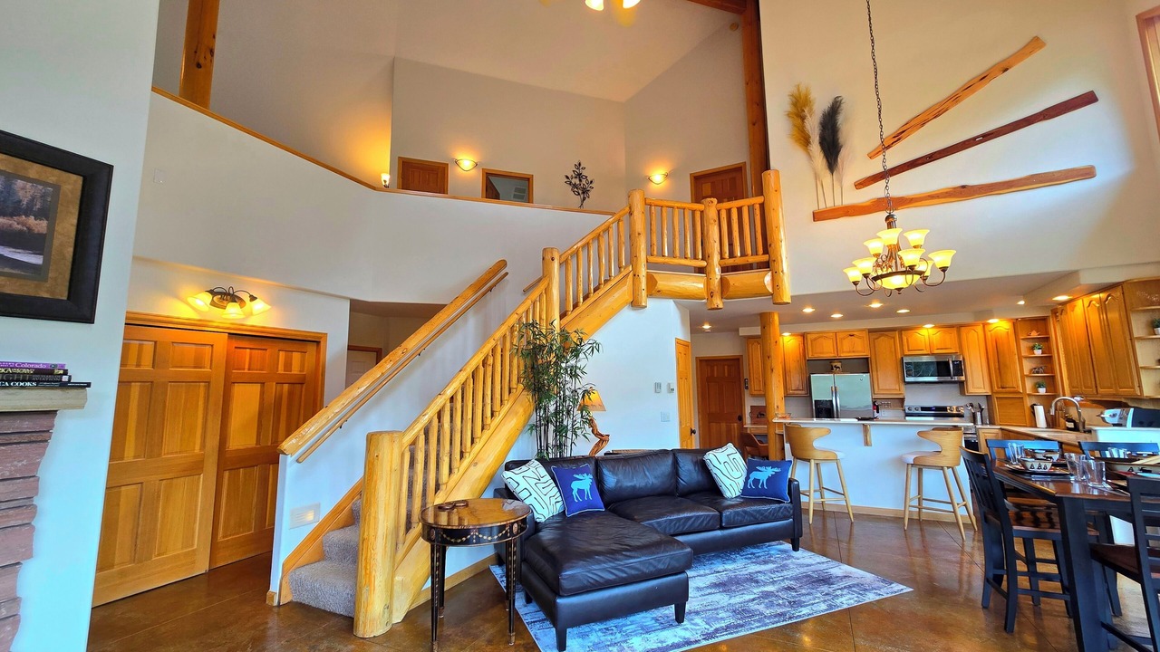 Photo of Livingroom in Golden