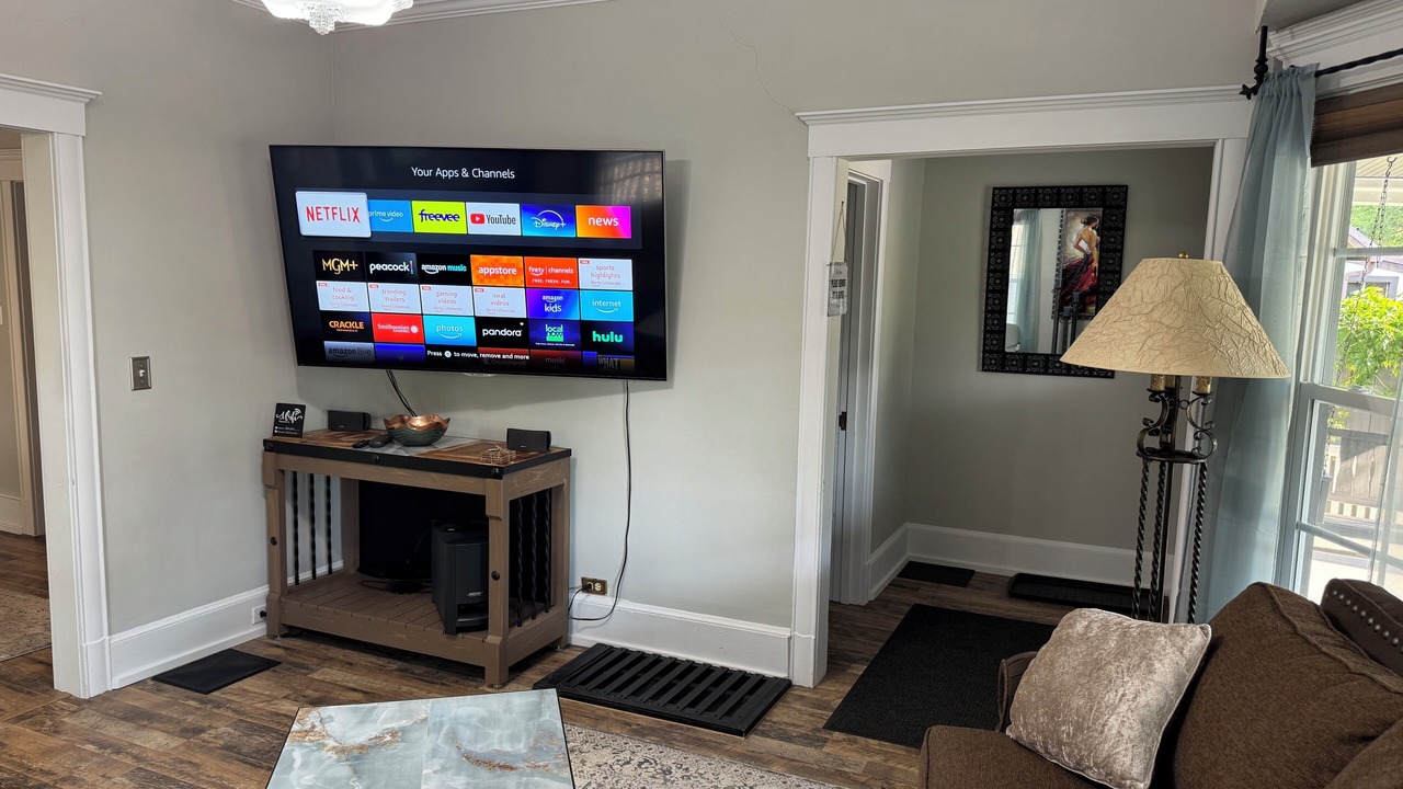 Photo of Livingroom in Central Colorado Springs
