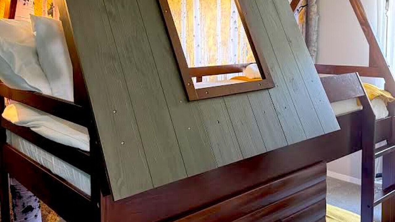 Photo of Bedroom in Northeast Colorado Springs