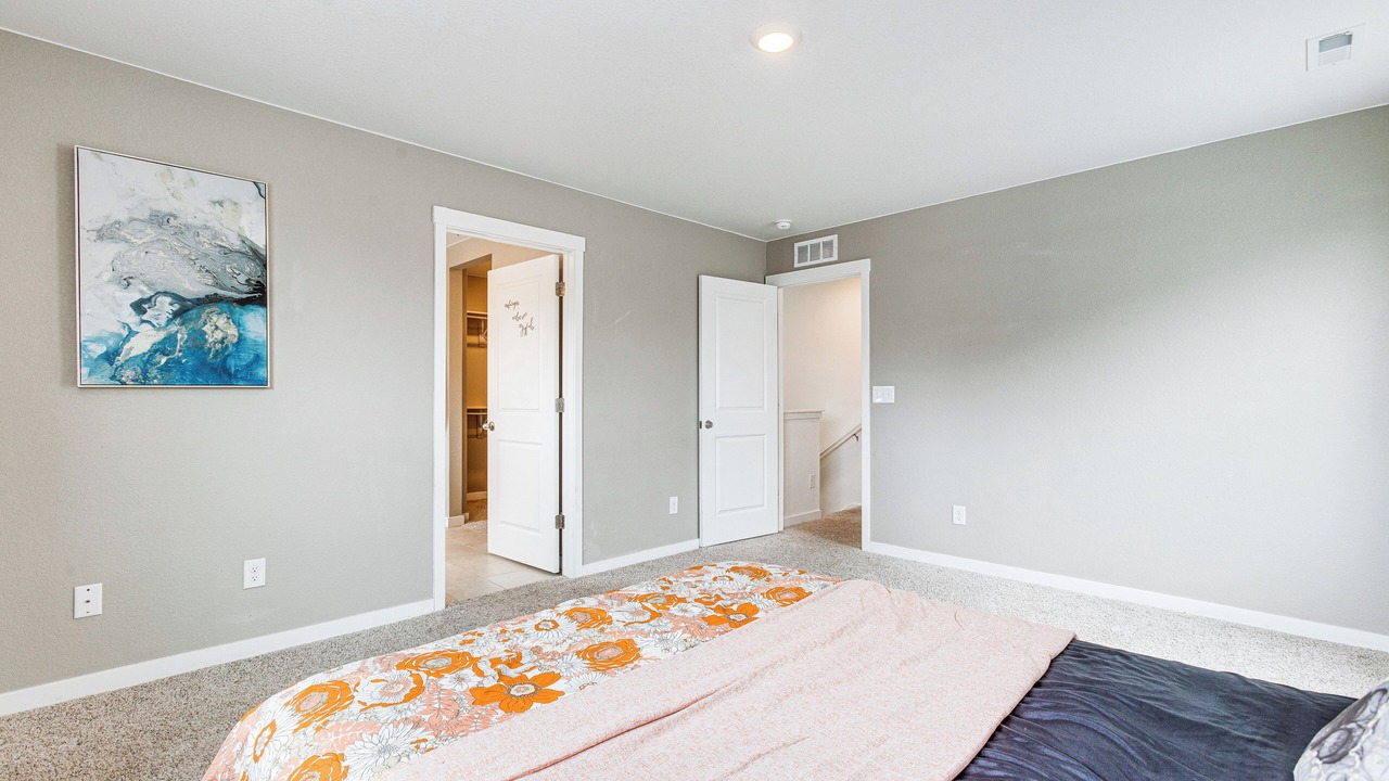 Photo of Bedroom in Aurora