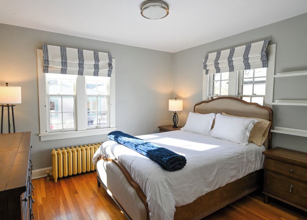 Photo of Bedroom in Hale