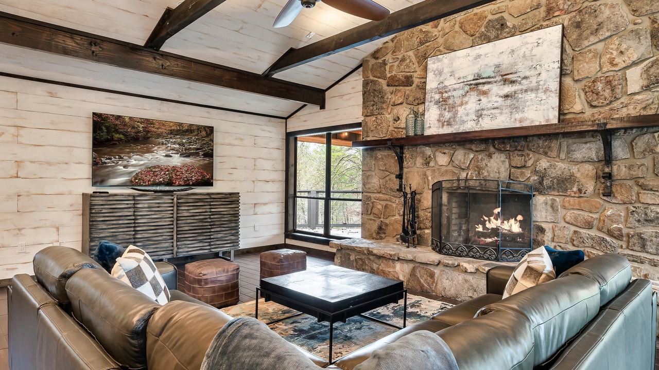 Photo of Livingroom in Caton