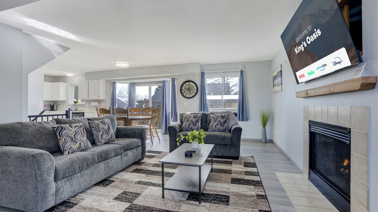Photo of Livingroom in Security-Widefield