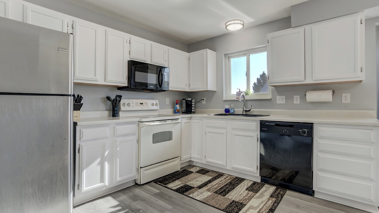 Photo of Kitchen in Security-Widefield