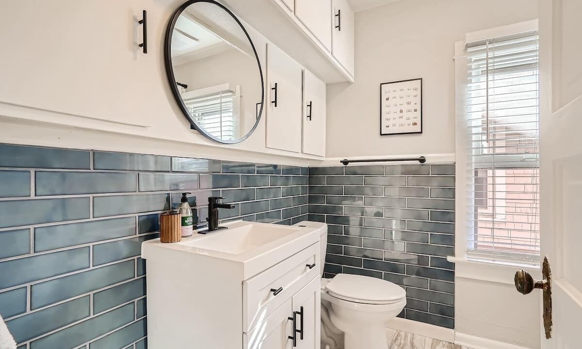 Photo of Bathroom in Washington Park West