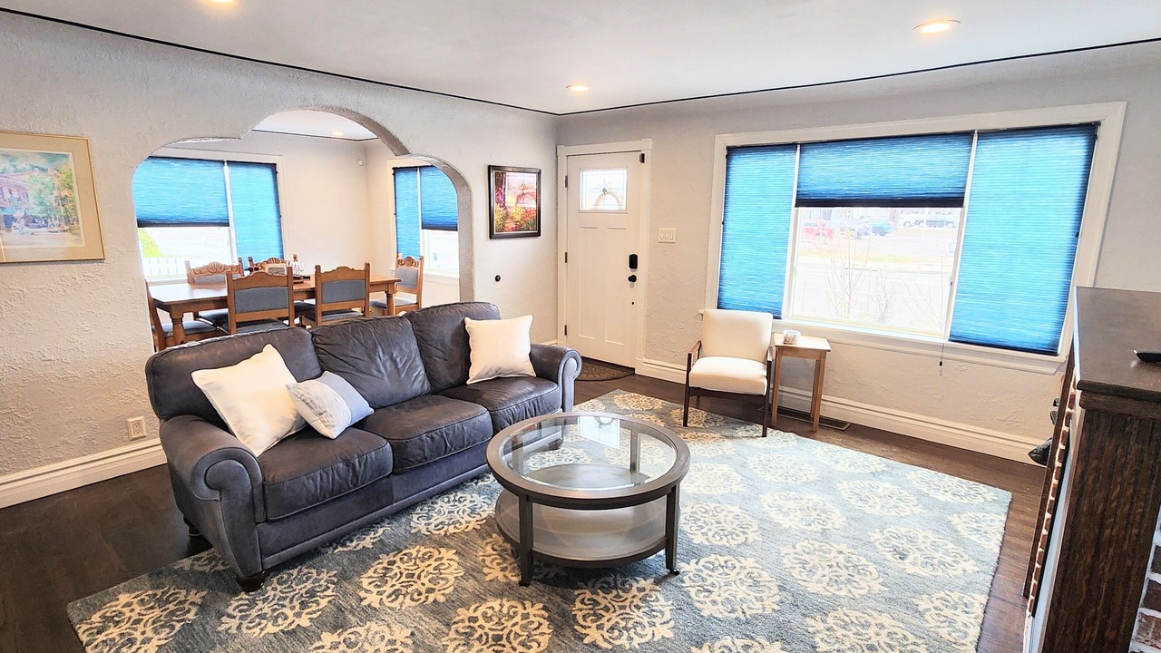 Photo of Livingroom in Arvada
