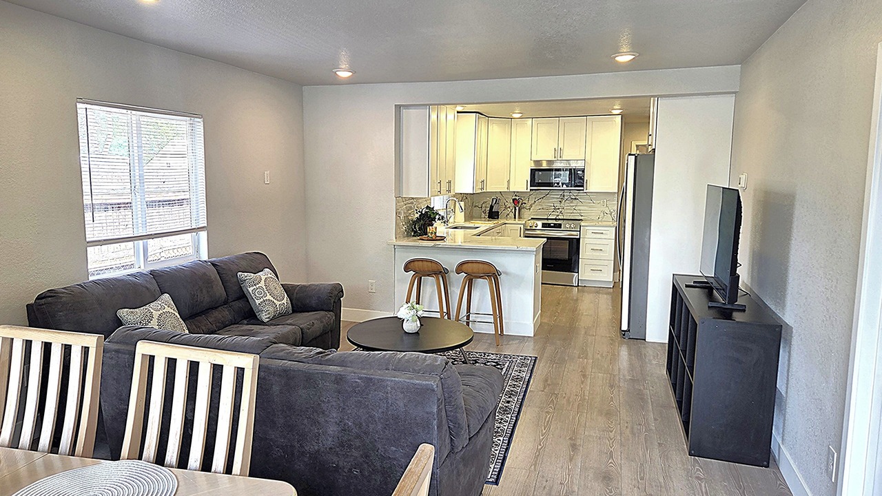 Photo of Livingroom in Barnum