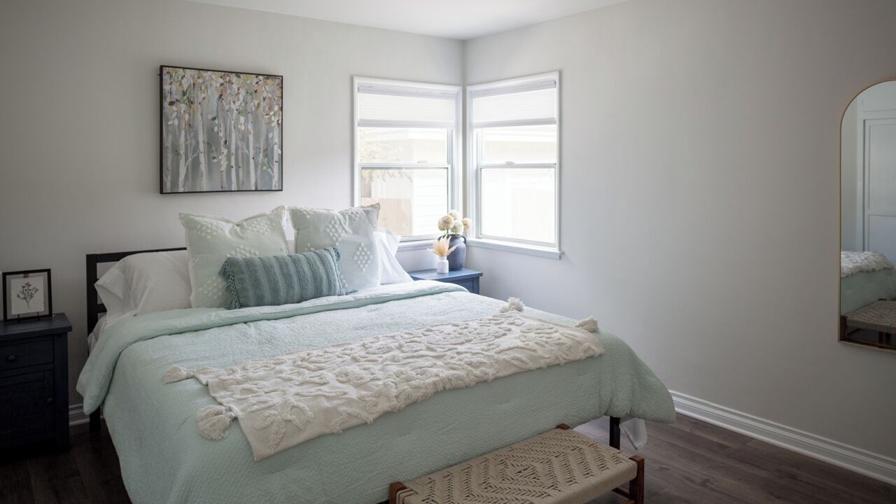 Photo of Bedroom in Burbank