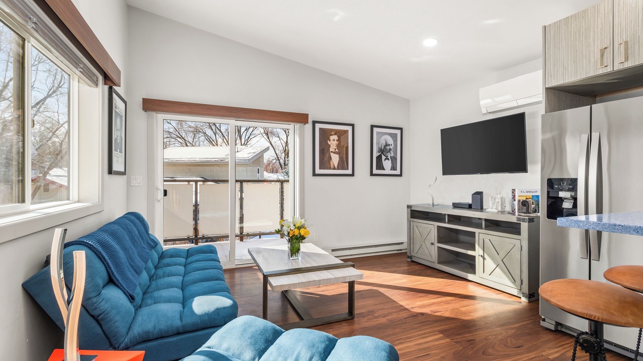 Photo of Livingroom in Carbondale