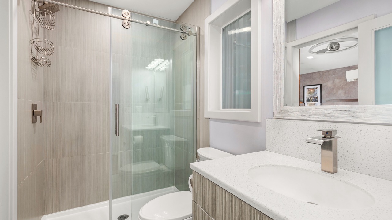 Photo of Bathroom in Carbondale