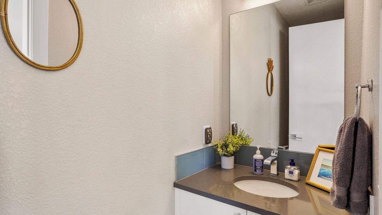 Photo of Bathroom in West Colfax