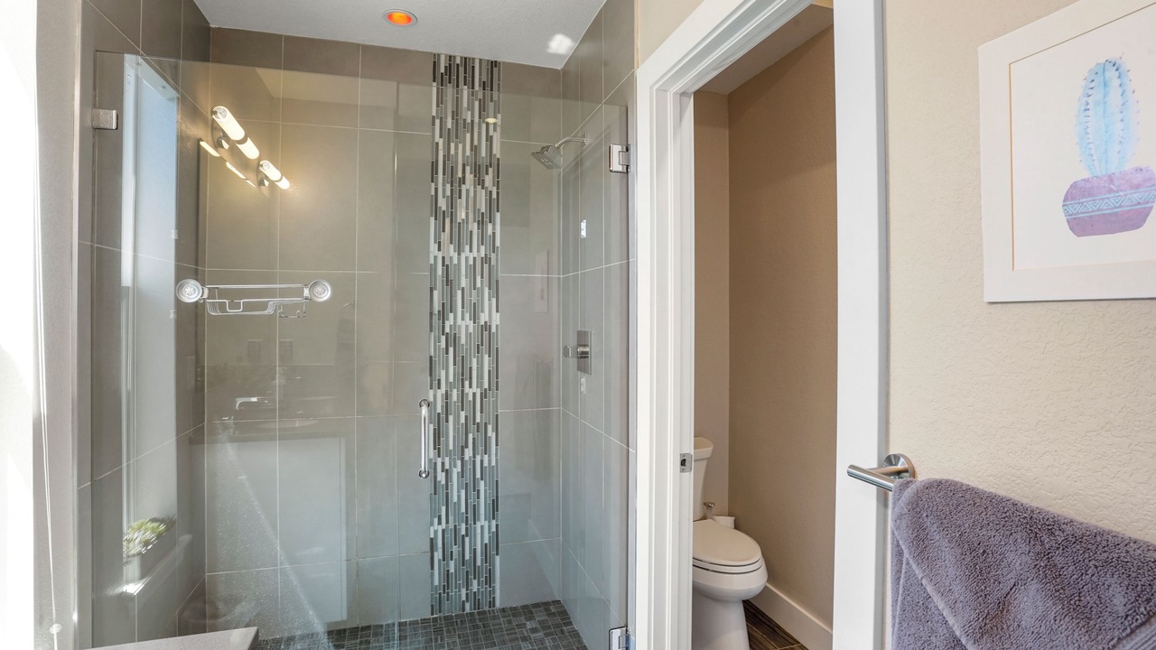 Photo of Bathroom in West Colfax