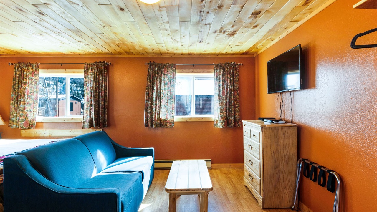Photo of Livingroom in South Fork