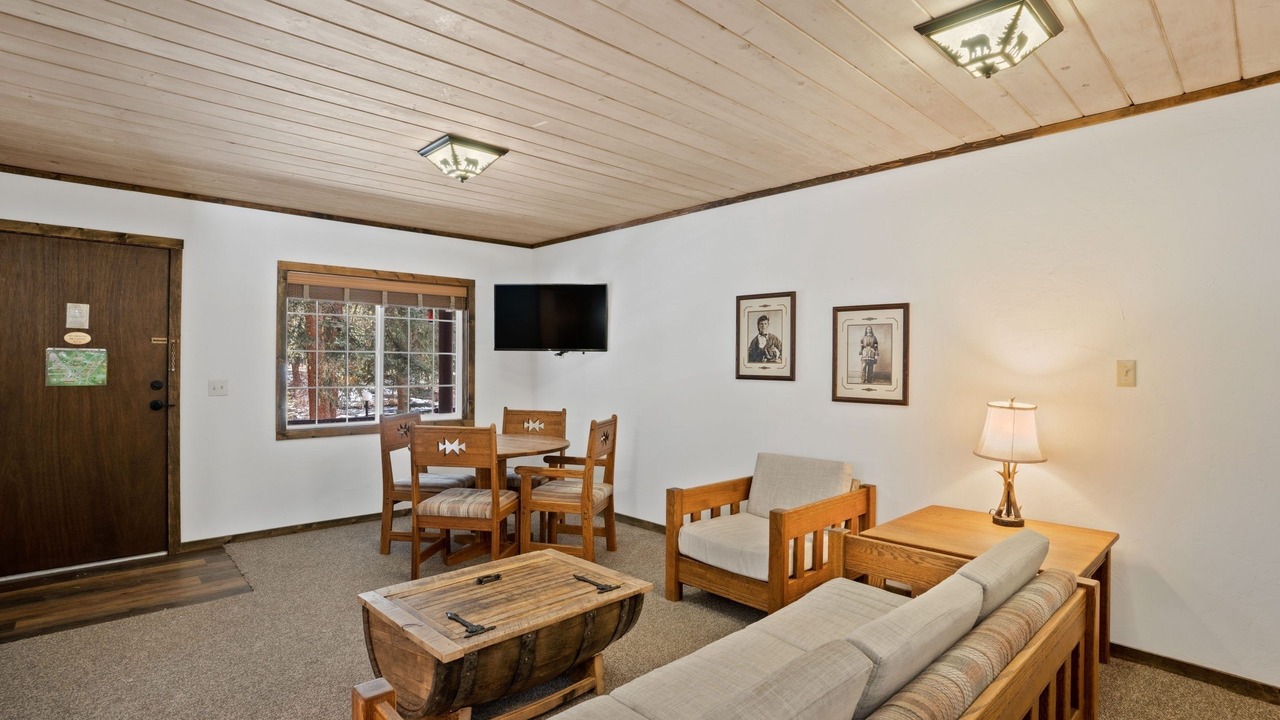Photo of Livingroom in Almont