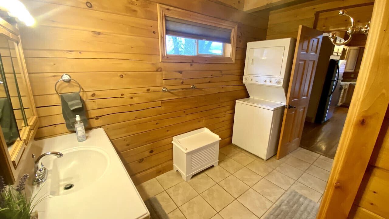 Photo of Bathroom in Silt