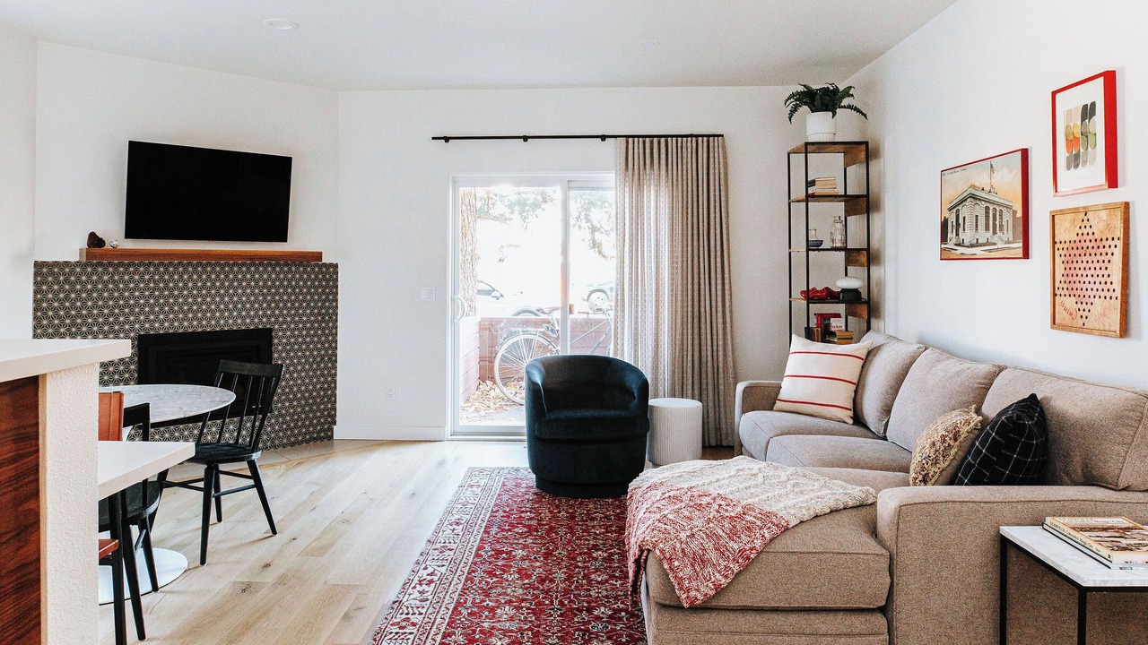 Photo of Livingroom in Whittier