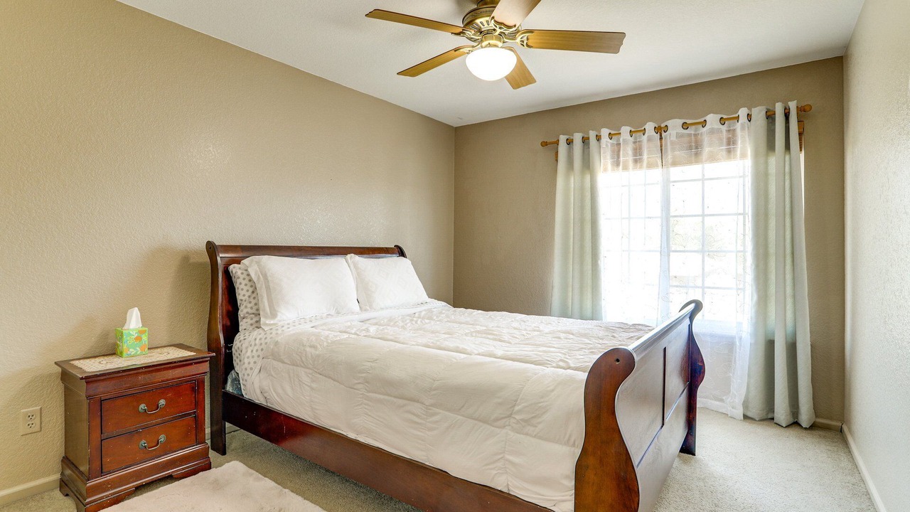 Photo of Bedroom in Green Valley Ranch