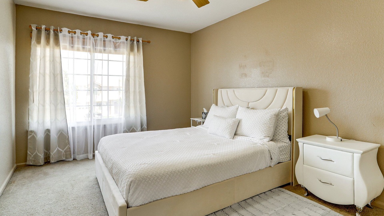 Photo of Bedroom in Green Valley Ranch