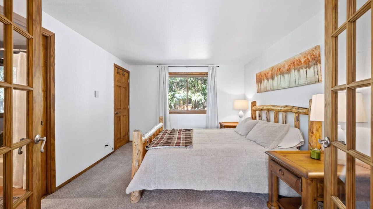 Photo of Bedroom in Evergreen