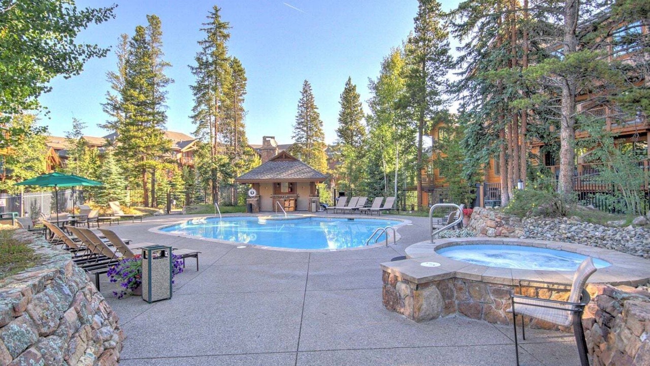 Photo of Outdoor in Christie Heights