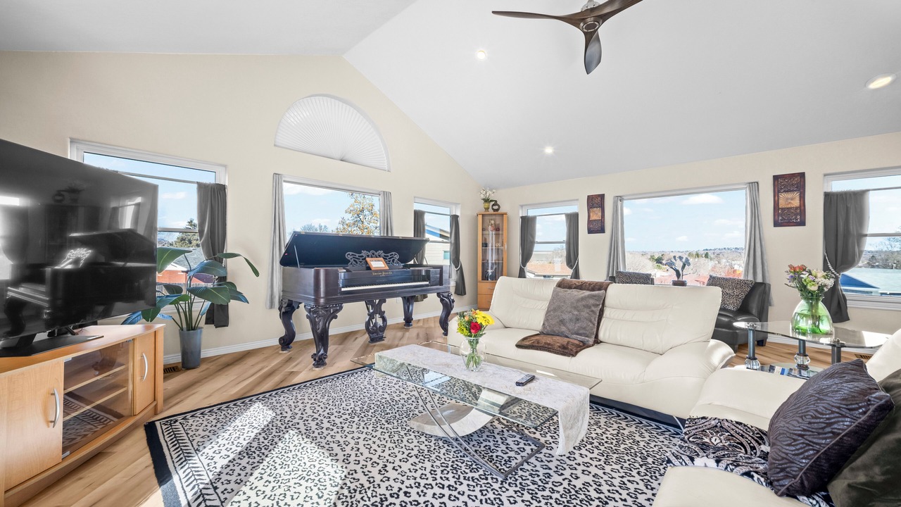 Photo of Livingroom in Lamar Heights Area