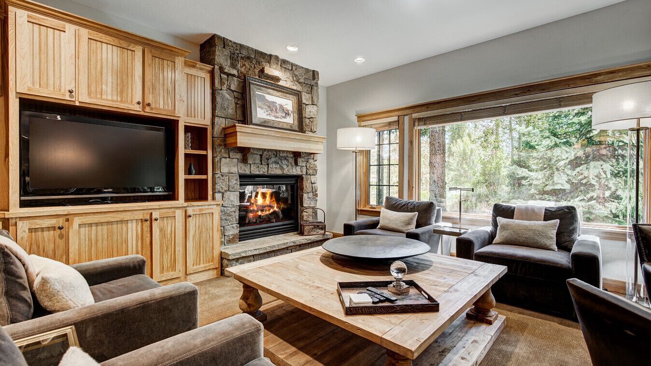 Photo of Livingroom in Christie Heights