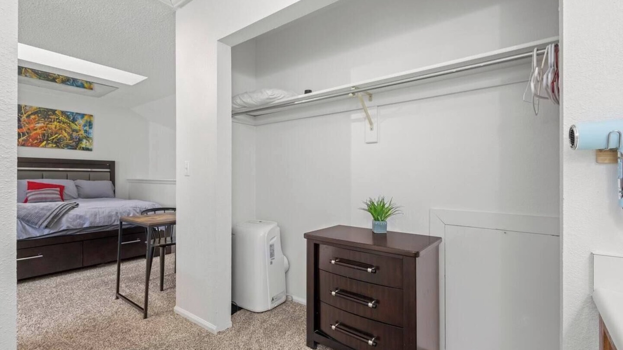 Photo of Bedroom in Ken Caryl