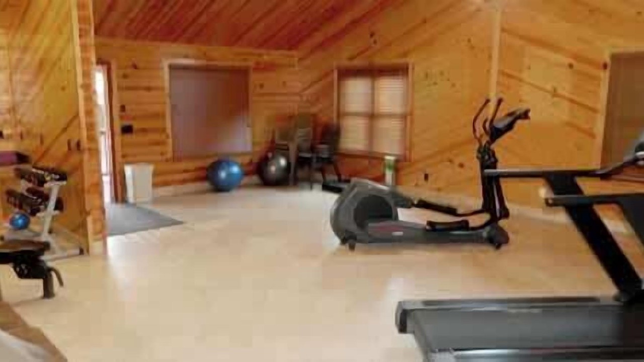 Photo of Bedroom in White Oak Lodge