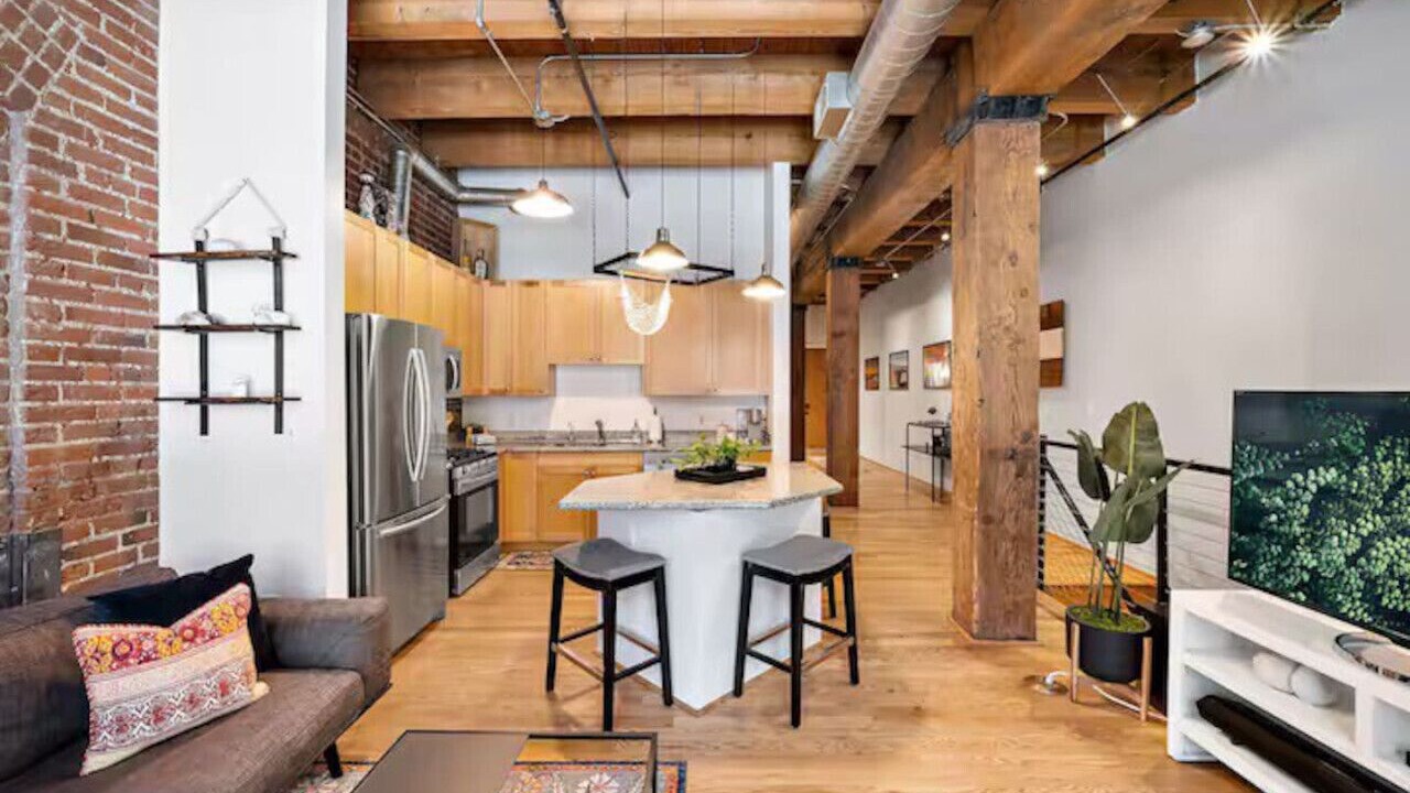 Photo of Livingroom in Ballpark