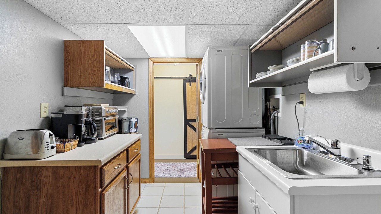 Photo of Kitchen in North Central Westminster